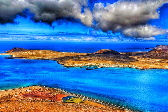 Tour to Timanfaya, Jameos del Agua, Cueva de los Verdes and viewpoint from the cliff - A fast way to see Lanzarote’s north and south in one push