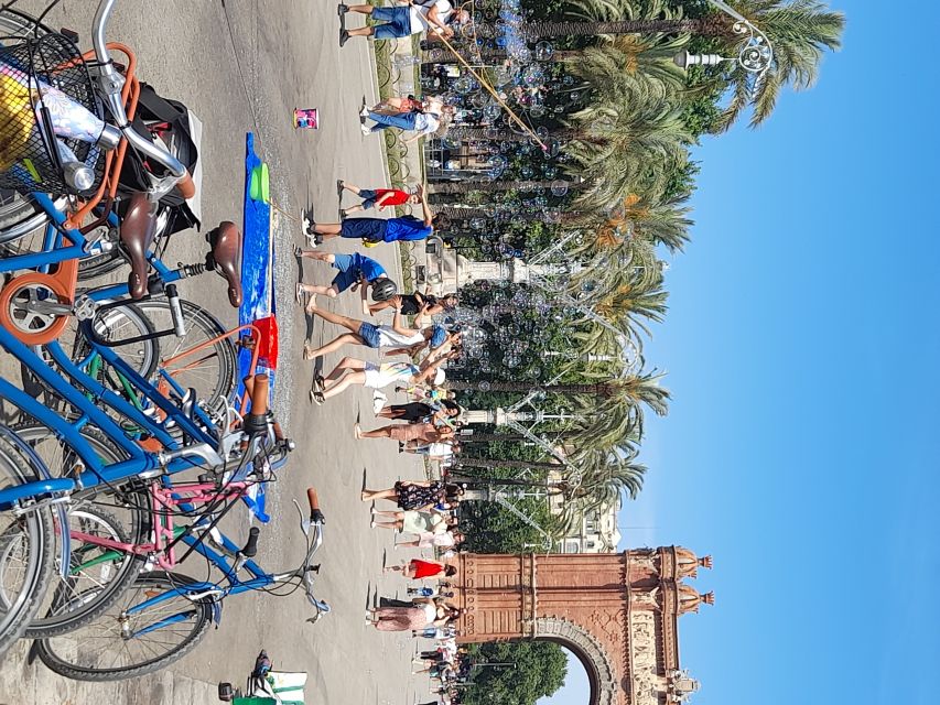 Unusual Barcelona Bike Tour in French - The 3-hour ride that stays off the beaten track