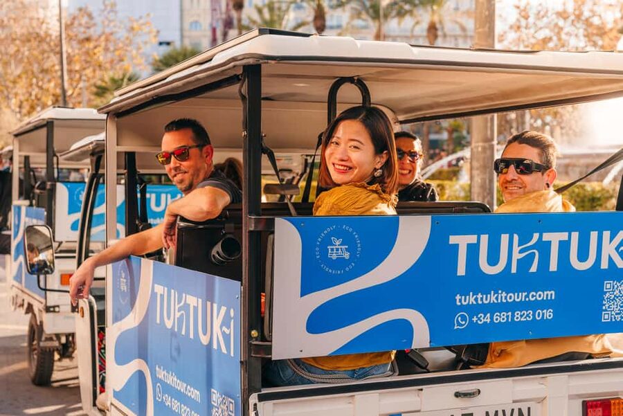 Valencia: 2-hour City Highlights Guided Tour by Tuk Tuk - Key Things That Make This Tuk-Tuk Tour Worth Your Time