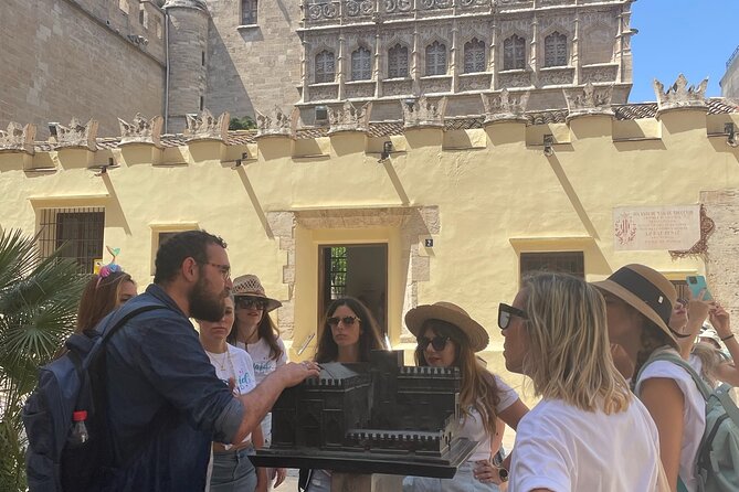 Valencia: Art & Architecture Guided Tour with Monuments Tickets - La Lonja de la Seda: UNESCO Gothic built for Mediterranean trade