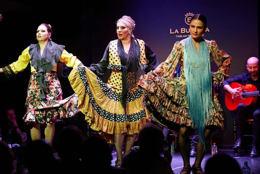 Valencia: Flamenco Show with Dinner at La Bulería - Premium vs VIP Excellence: What You Actually Get for Your Money