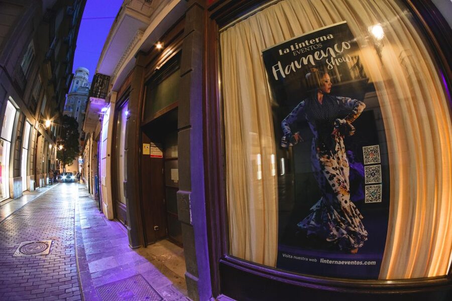 Valencia: La Linterna Flamenco Show - Timing that works: 50 minutes of intensity with a short 5-minute intermission