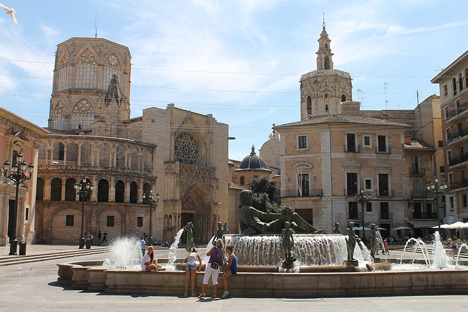 Valencia Old Town Tour with Wine & Tapas in 11th Century Historic Monument - Starting on Calle Caballeros, then walking the Old Town the easy way