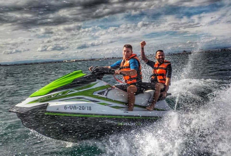 Valencia: Pobla de Farnals Jet Ski Rental, Photos, and Beach - Age, health, and weight rules: know them before you plan your day