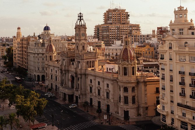 Valencia PRIVATE Highlights & Hidden Gems Tour with a Local - Price and value: what $101.63 per person buys you