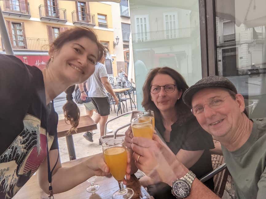 Valencia: Private Walking Tour with a Local - The first leg: photo stop plus orientation that you can actually use