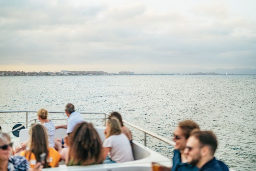 Valencia: Sunset or Daytime Catamaran Cruise with Drink - Who this cruise is best for, and who should rethink it