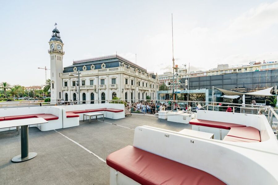 Valencia: Sunset or Daytime Catamaran Cruise with Drink - The feeling onboard the Boramar catamaran
