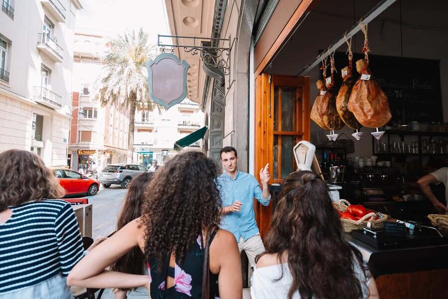 Valencia: Tapas and Drinks Evening Tour - Stop 2: Ham, Croquettes, and the Comfort Side of Valencia