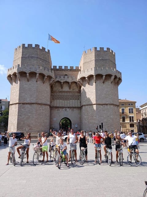 Valencia: Top 25 Highlights Guided Bike Tour - Turia Gardens Break: A Breather Inside the City
