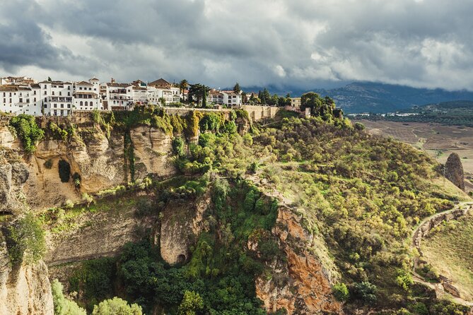 Visit Ronda and Setenil de las Bodegas in one day from Malaga - Ronda and Setenil in One Day From Málaga, What the Day Feels Like