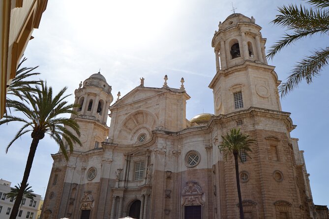 Walking Tour through Cádiz: Stories from the hand of a local guide - Catedral de Cádiz: Great Context, Inside Is Optional
